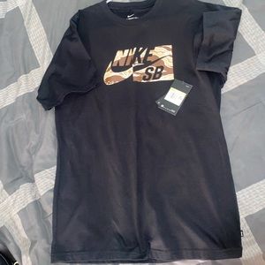 Mens Nike Shirt -New